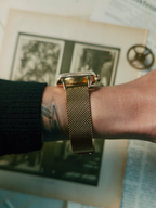 UNIVERSAL GENEVE 18k RED GOLD COMPAX BIG HORN LUG  1945s