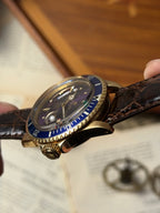 ROLEX 18k YG “PUPLE CHANGE” Nipple Blue Submariner Date 1973s