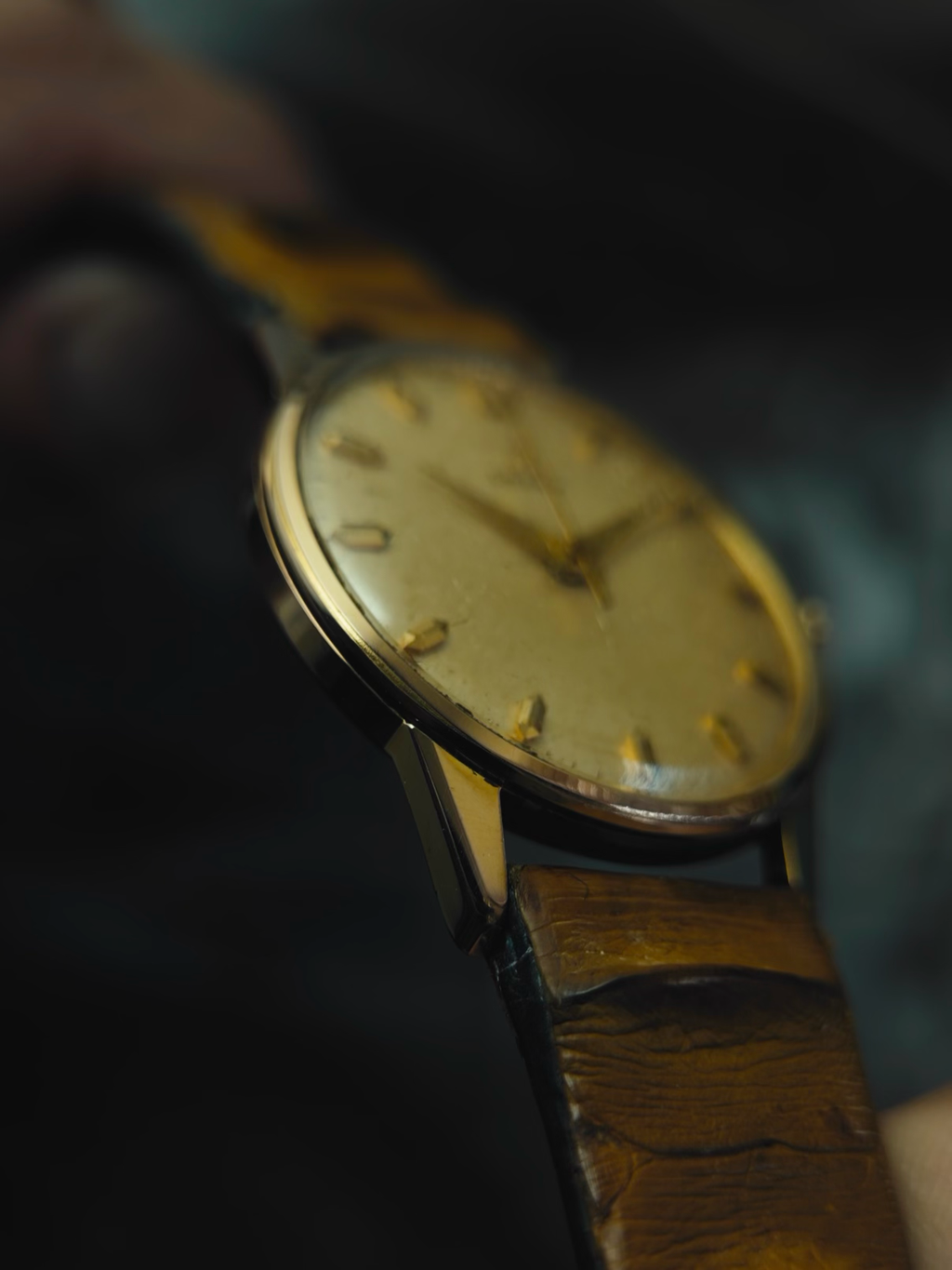OMEGA Manual Wind GP Vintage Patina Dial 1950s
