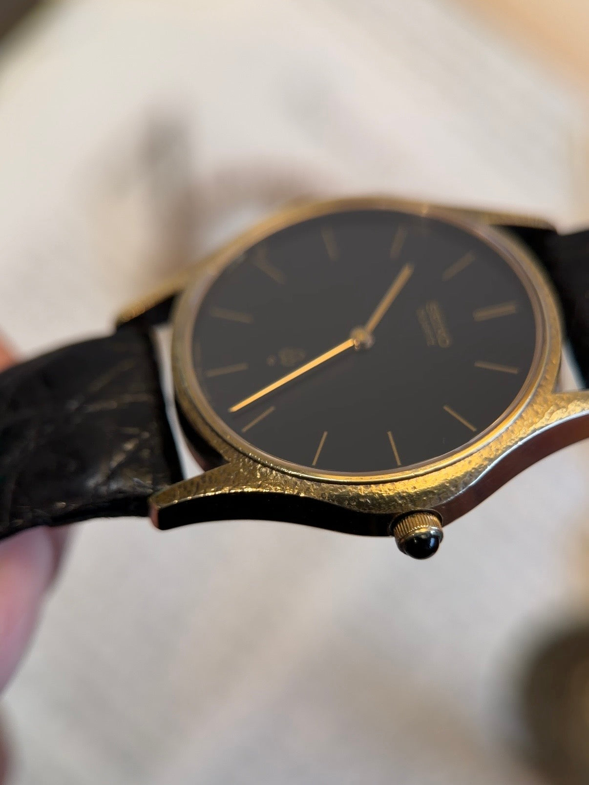 SEIKO Hammering case Quartz 1990s