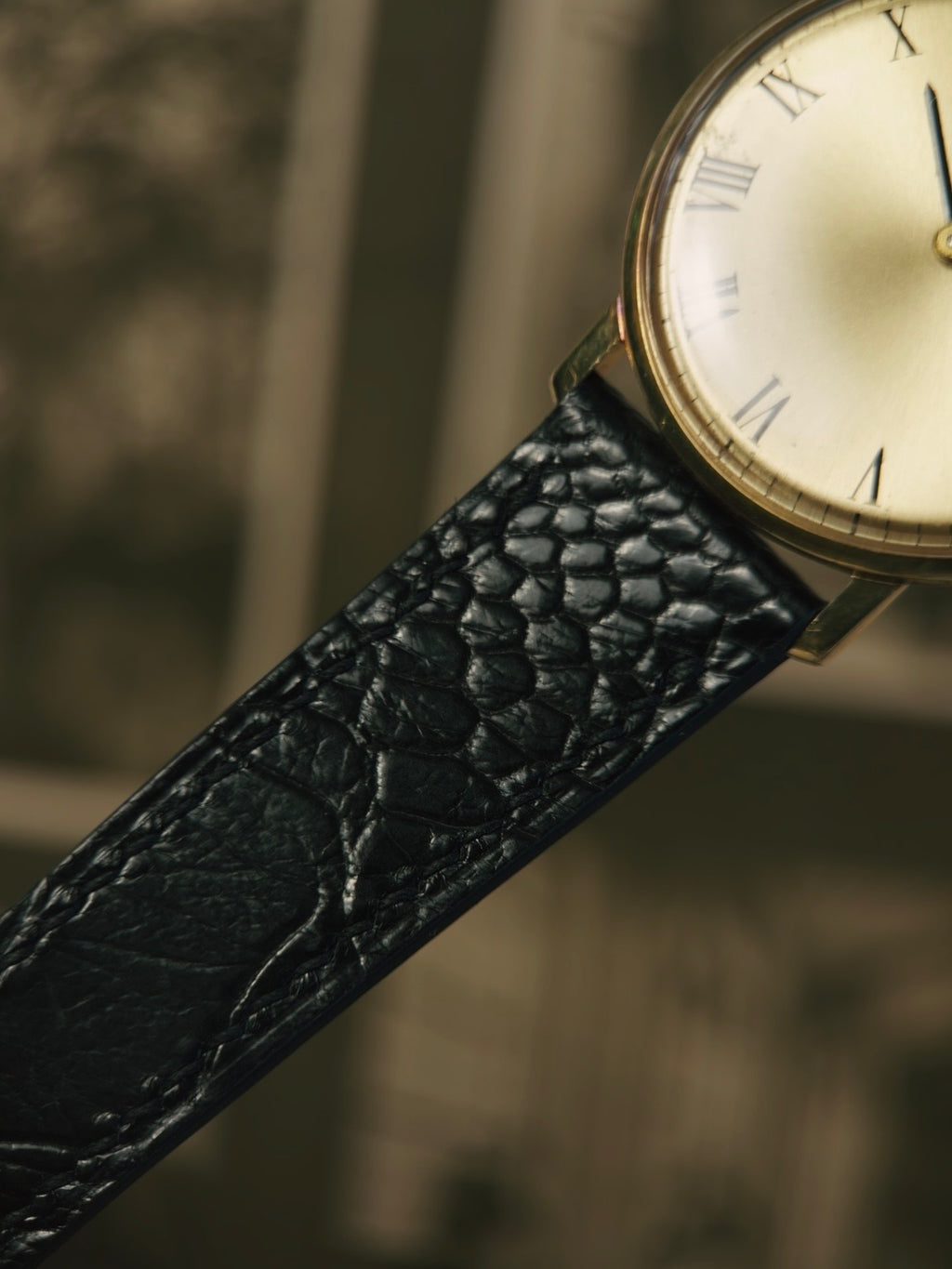 IWC R2500 18k Yellow Gold 1970s