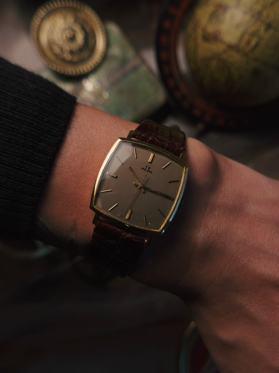 Jaeger-LeCoultre  18K Yellow Gold LECOULTRE CLUB
