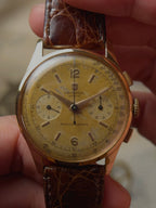 UNIVERSAL GENEVE 18k MEDICO COMPAX 1950s