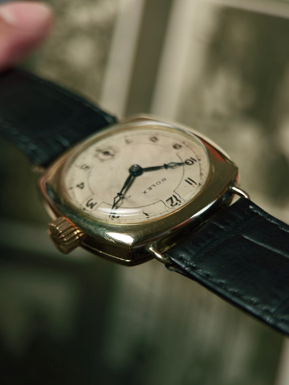 ROLEX  HUNTER TRENCH CUSHION 14K GOLD 1936s
