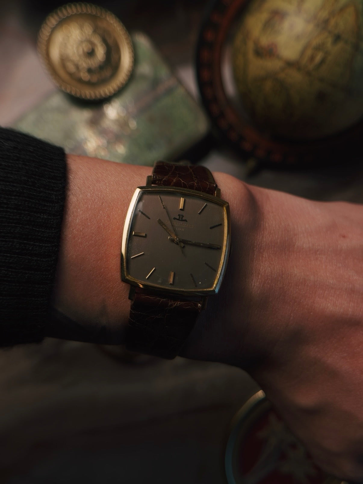 Jaeger-LeCoultre  18K Yellow Gold LECOULTRE CLUB