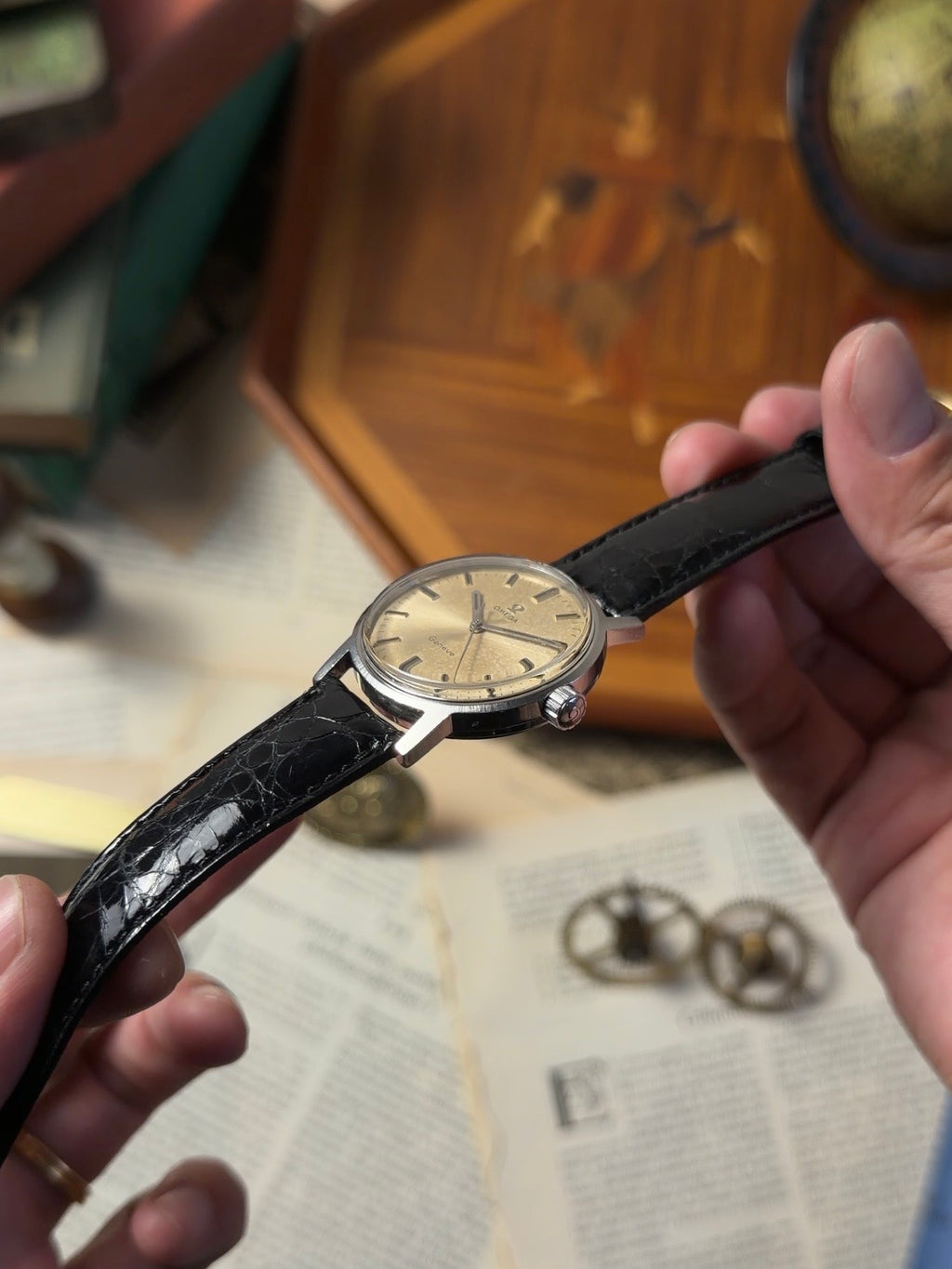 OMEGA Genéve “PATINA DIAL” 1970s