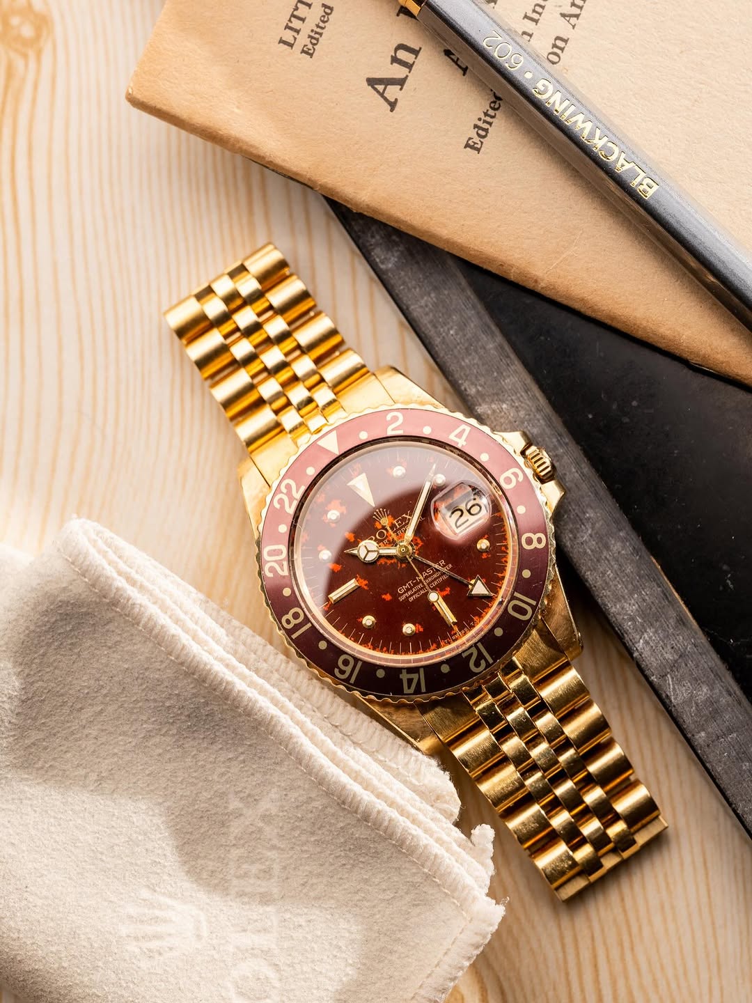ROLEX 1675/8 18K Yellow Gold Tropical GMT