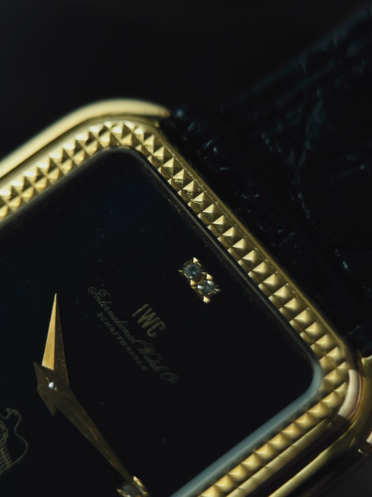 IWC Tank Onyx black Diamonds UAE 18k Solid gold Clous de Paris guilloche 1980s