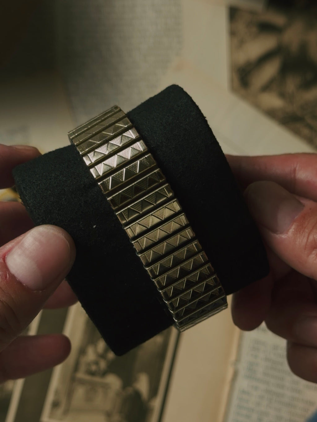 OMEGA 2709 18k Yellow Gold 1952s