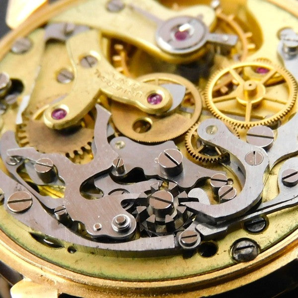 UNIVERSAL GENEVE 18k RED GOLD COMPAX BIG HORN LUG  1945s