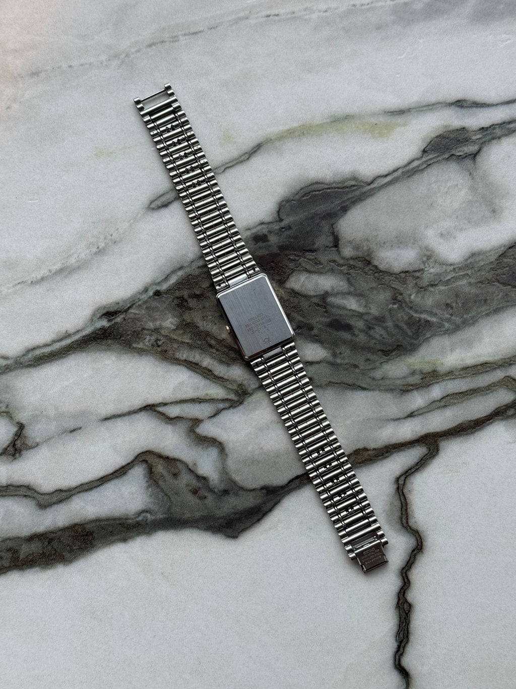 SEIKO ARC “Double Frame Dial” Quartz 1985s