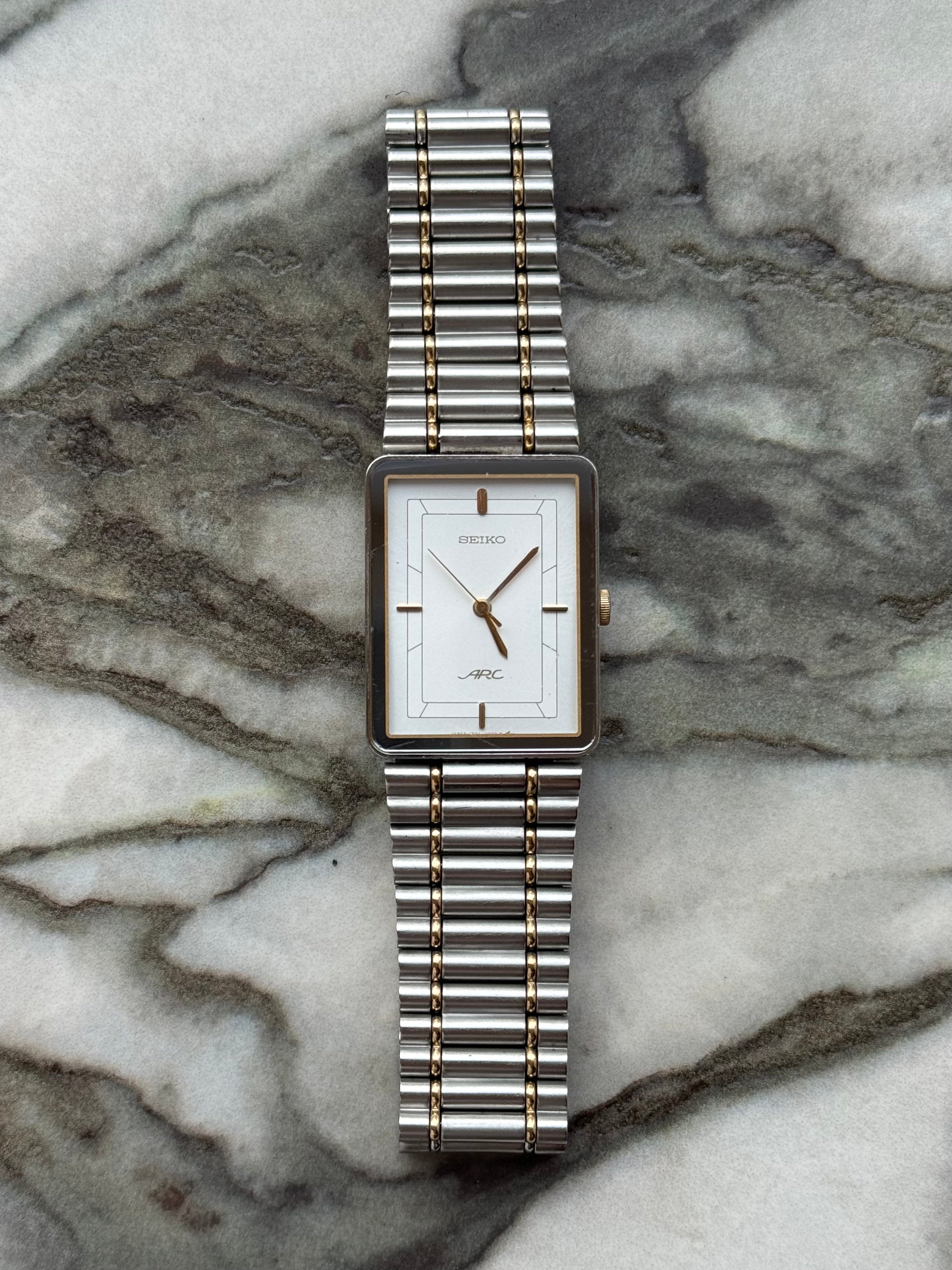 SEIKO ARC “Double Frame Dial” Quartz 1985s