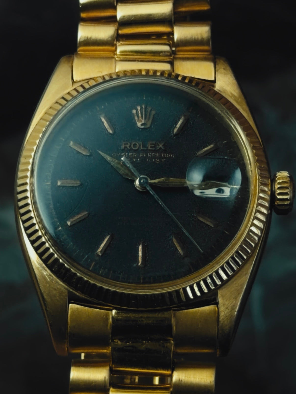 ROLEX 18K Solid Gold Oyster Perpetual Datejust Black Gloss Dial 1965s