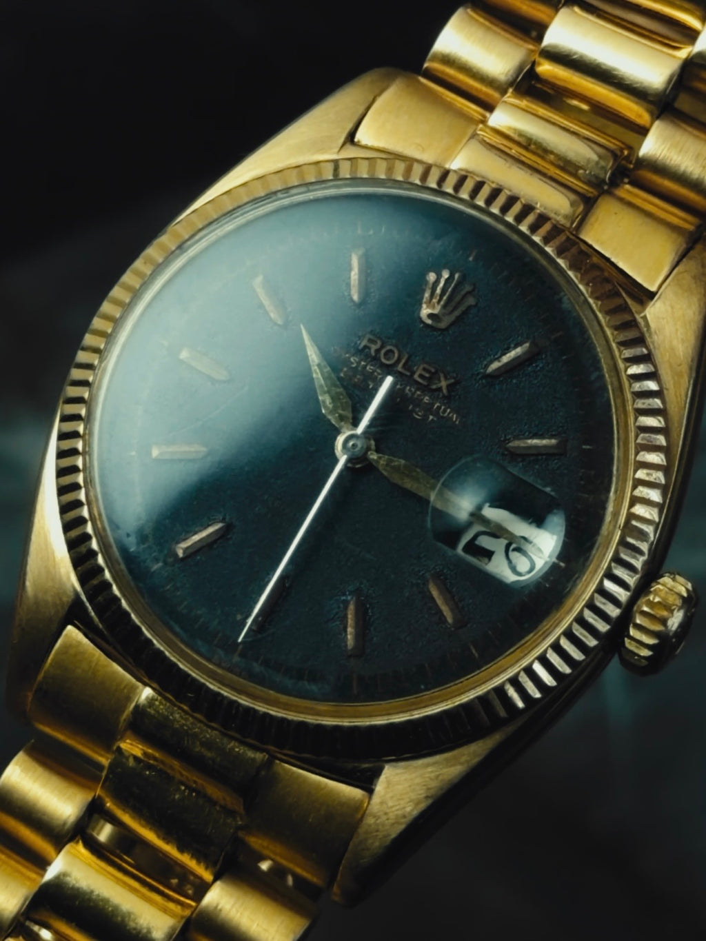 ROLEX 18K Solid Gold Oyster Perpetual Datejust Black Gloss Dial 1965s