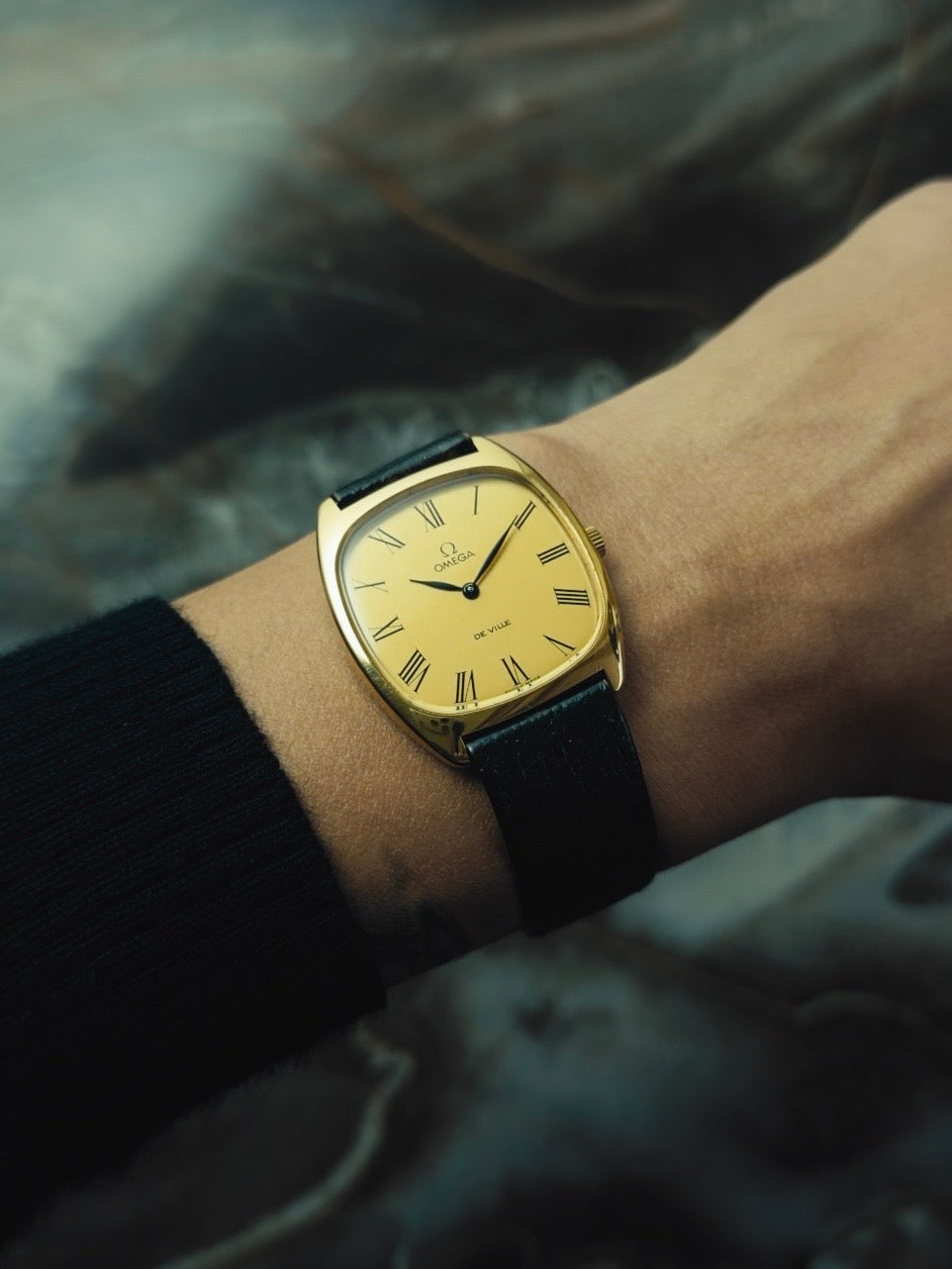 OMEGA De Ville Tonneau Roman Dial 1970s