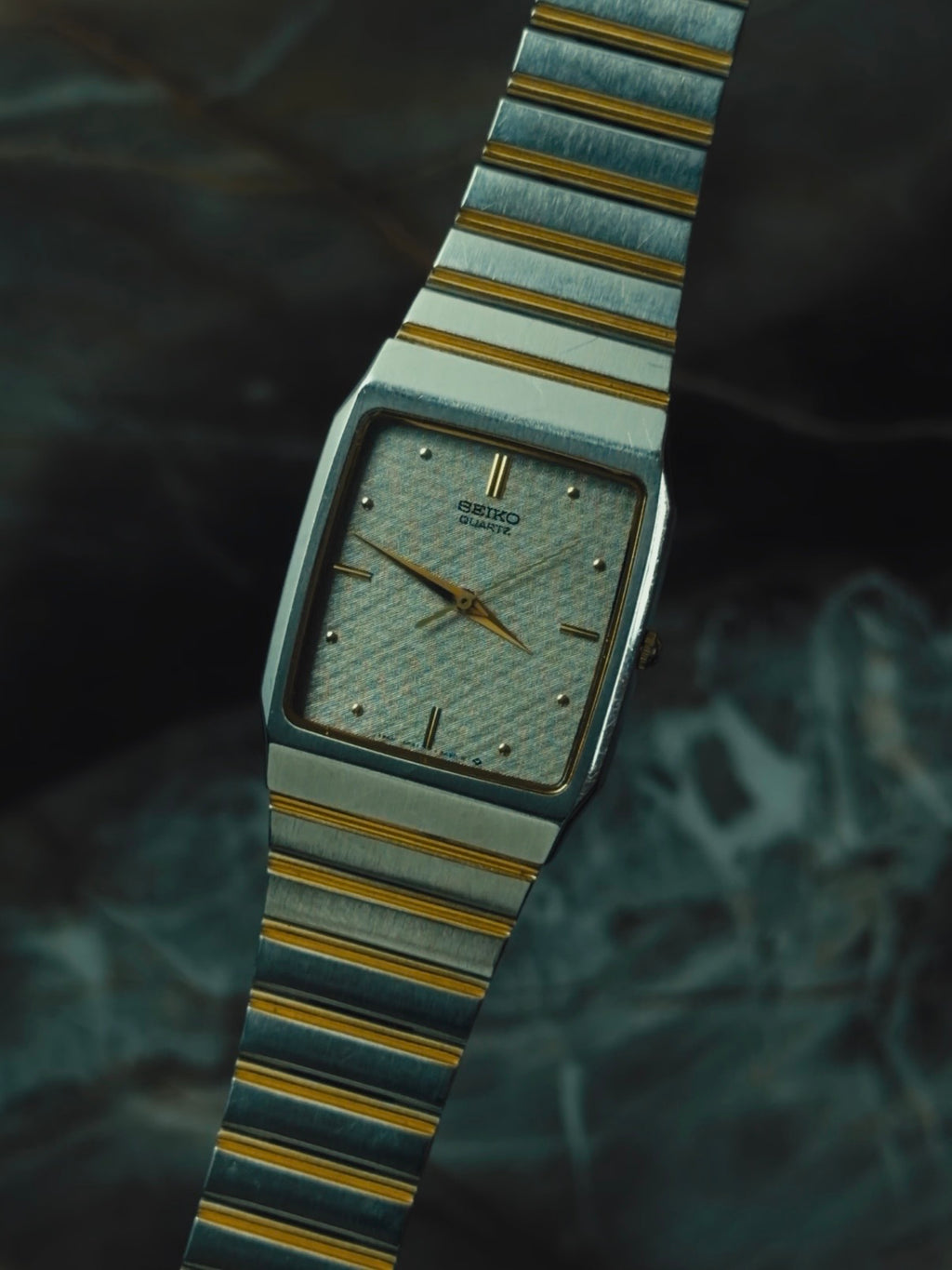 SEIKO Two-Tone Bracelet Quartz 1986s