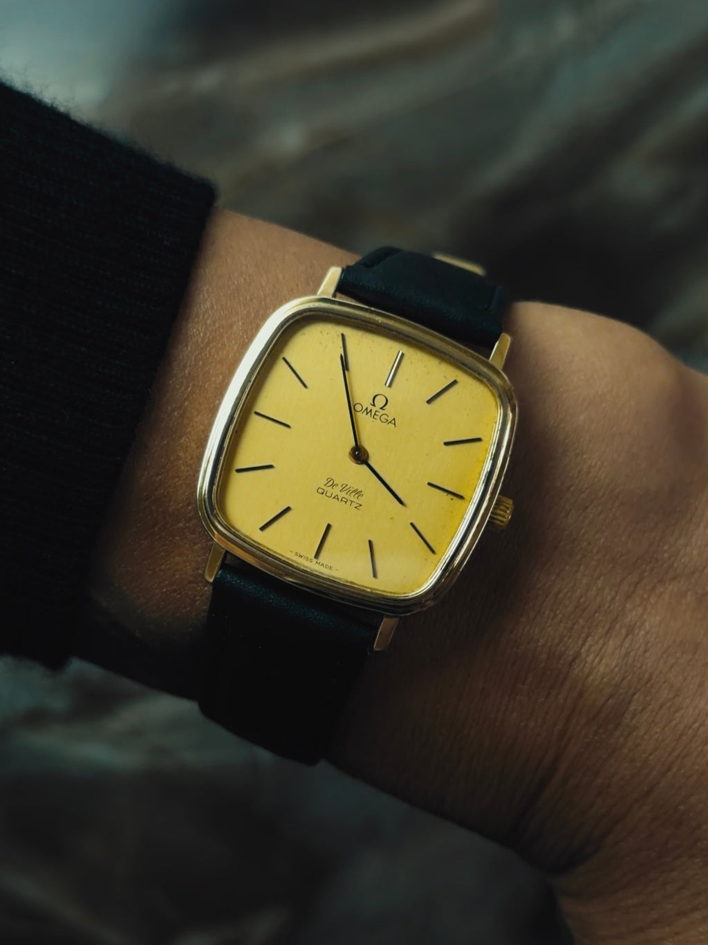 OMEGA De Ville Quartz Champagne Gold Dial 1970s