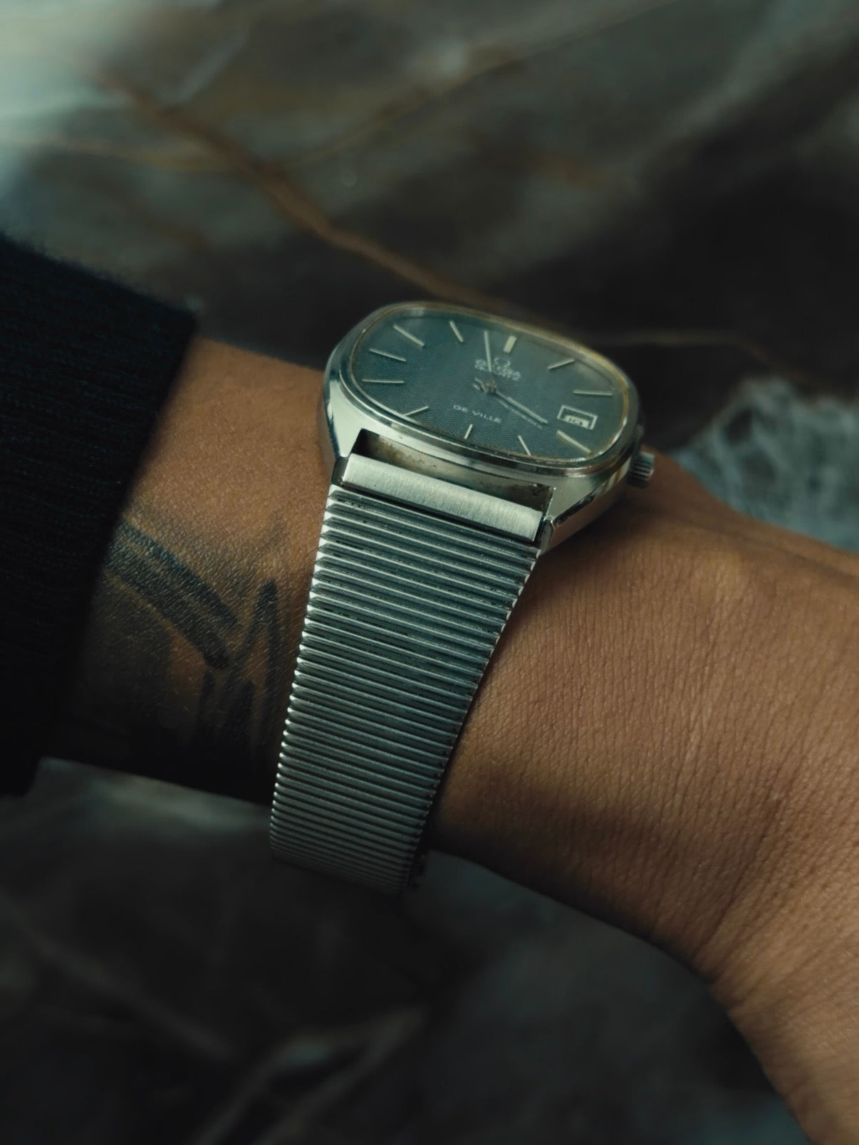 OMEGA De Ville Herringbone Dial Cushion Case 1970s