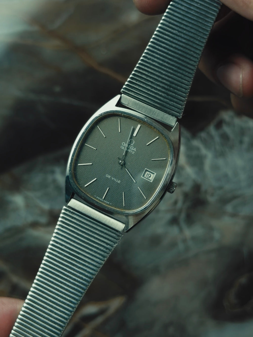 OMEGA De Ville Herringbone Dial Cushion Case 1970s