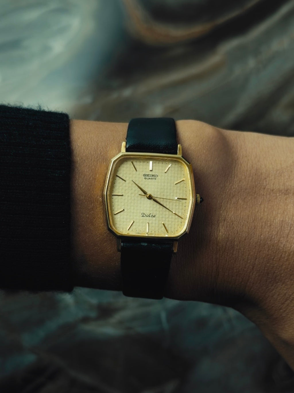 SEIKO Dolce Gold Textured Dial Quartz 1980s