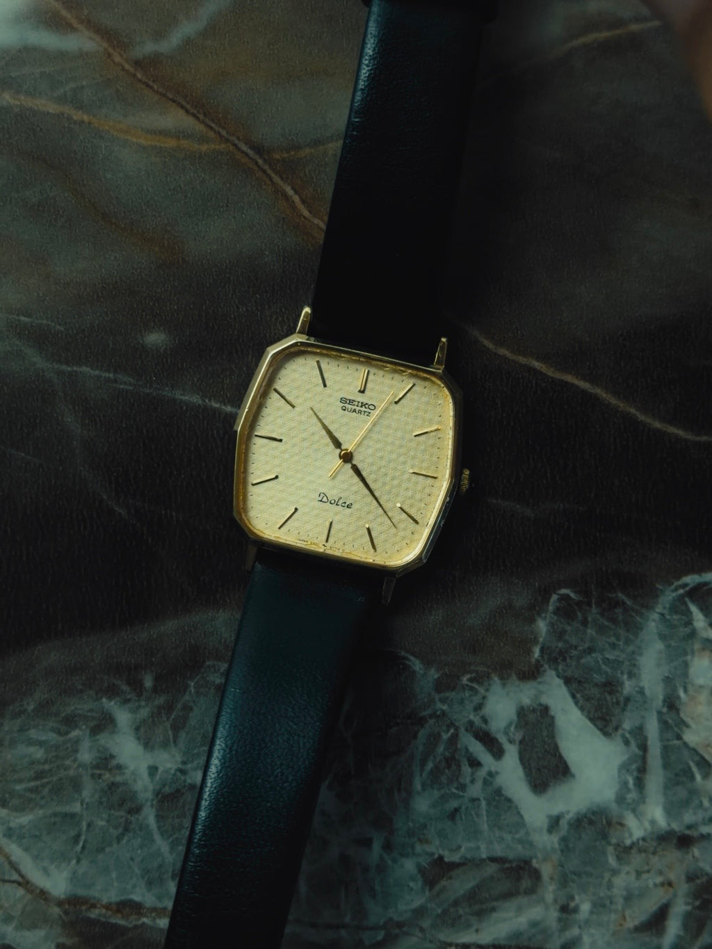 SEIKO Dolce Gold Textured Dial Quartz 1980s