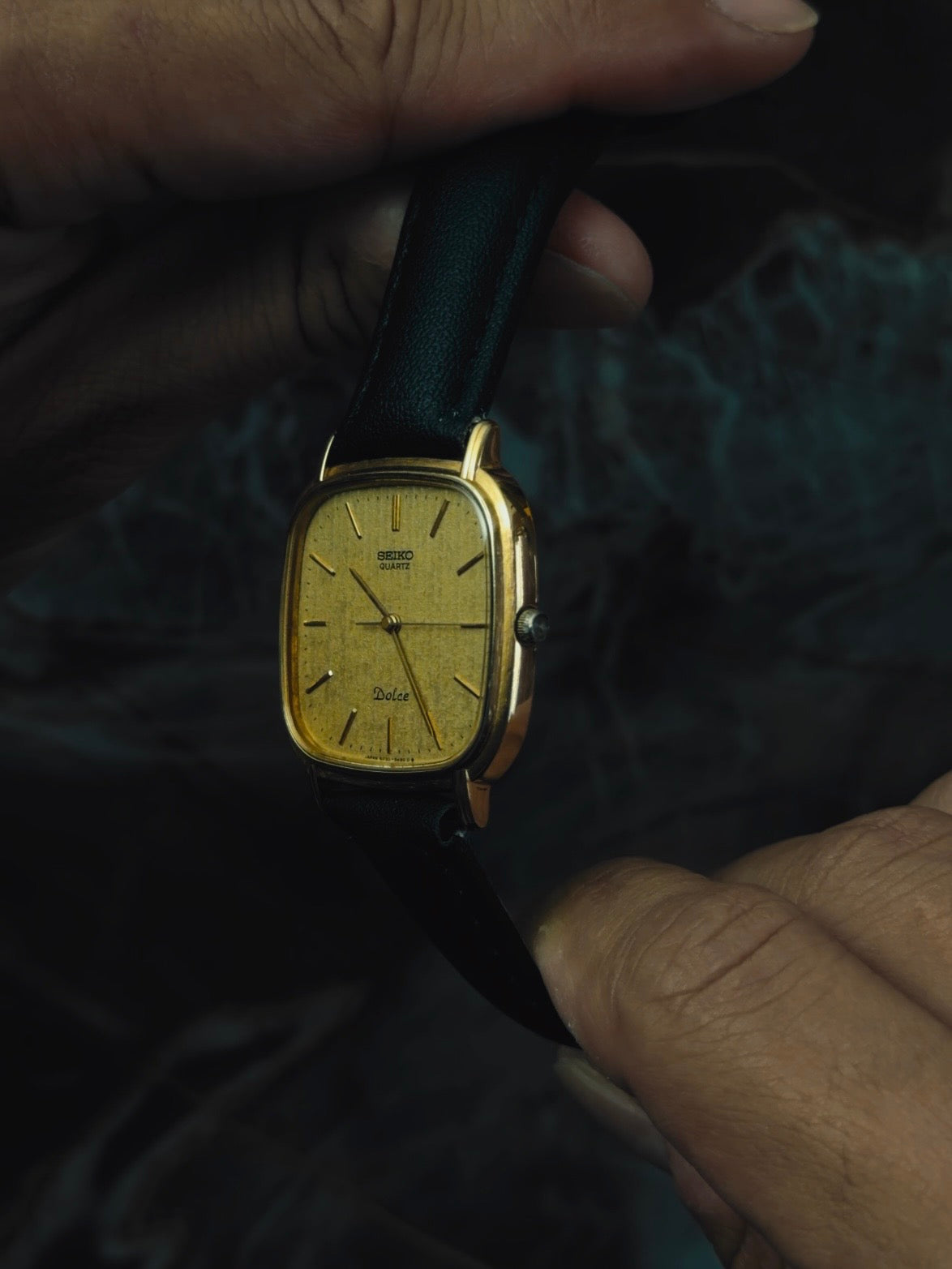 SEIKO Dolce Gold Textured Dial Quartz 1981s