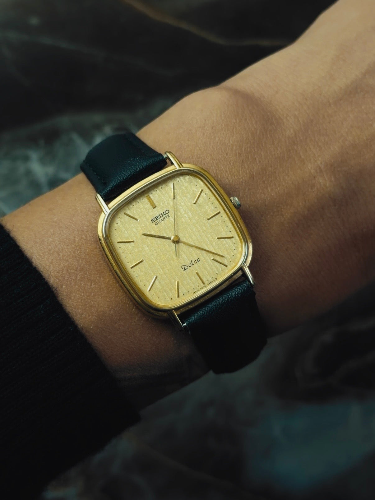 SEIKO Dolce Gold Textured Dial Quartz 1981s