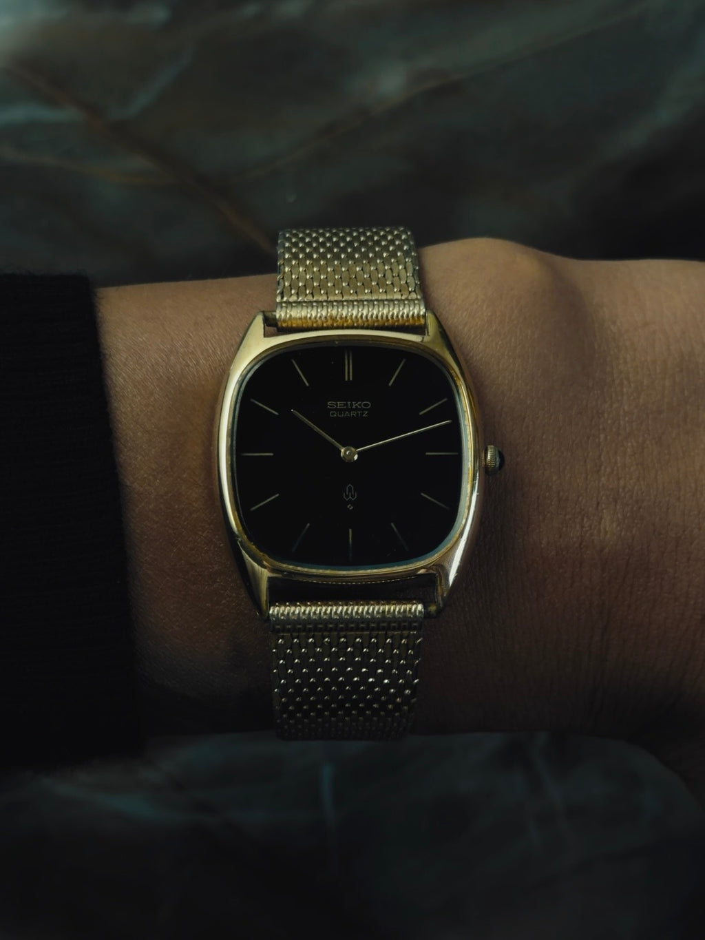 SEIKO Black Dial Gold Tonneau Quartz 1970s