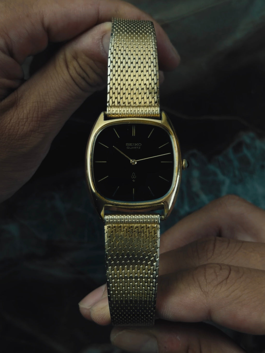 SEIKO Black Dial Gold Tonneau Quartz 1970s