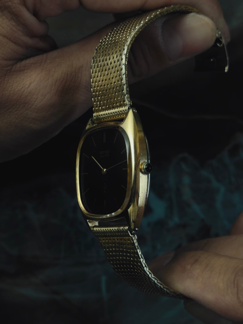 SEIKO Black Dial Gold Tonneau Quartz 1970s