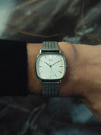 SEIKO Silver Texture Dial Cushion Case Quartz 1980s