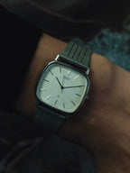 SEIKO Silver Texture Dial Cushion Case Quartz 1980s