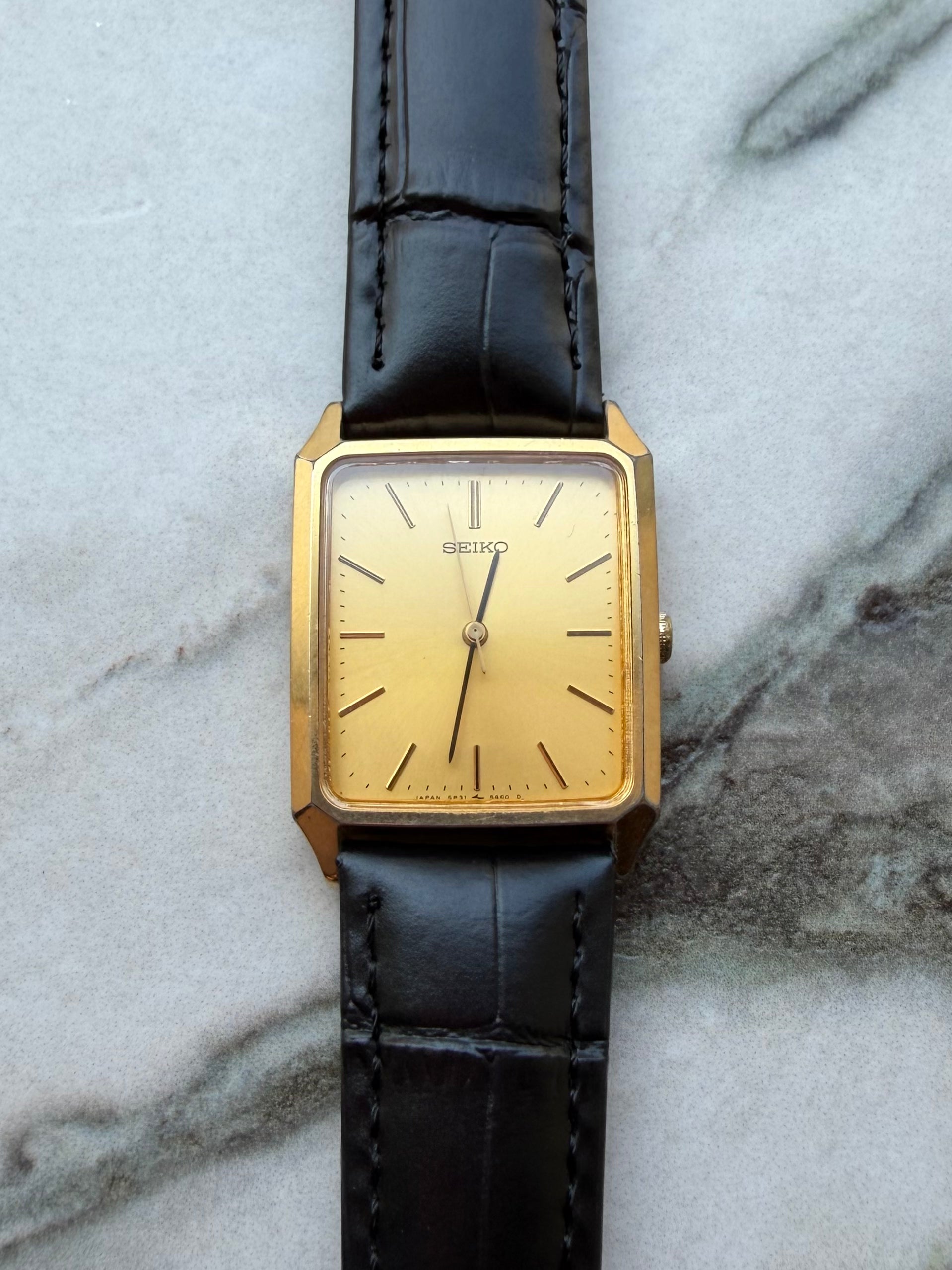 SEIKO Quartz “Gold Square” 1990