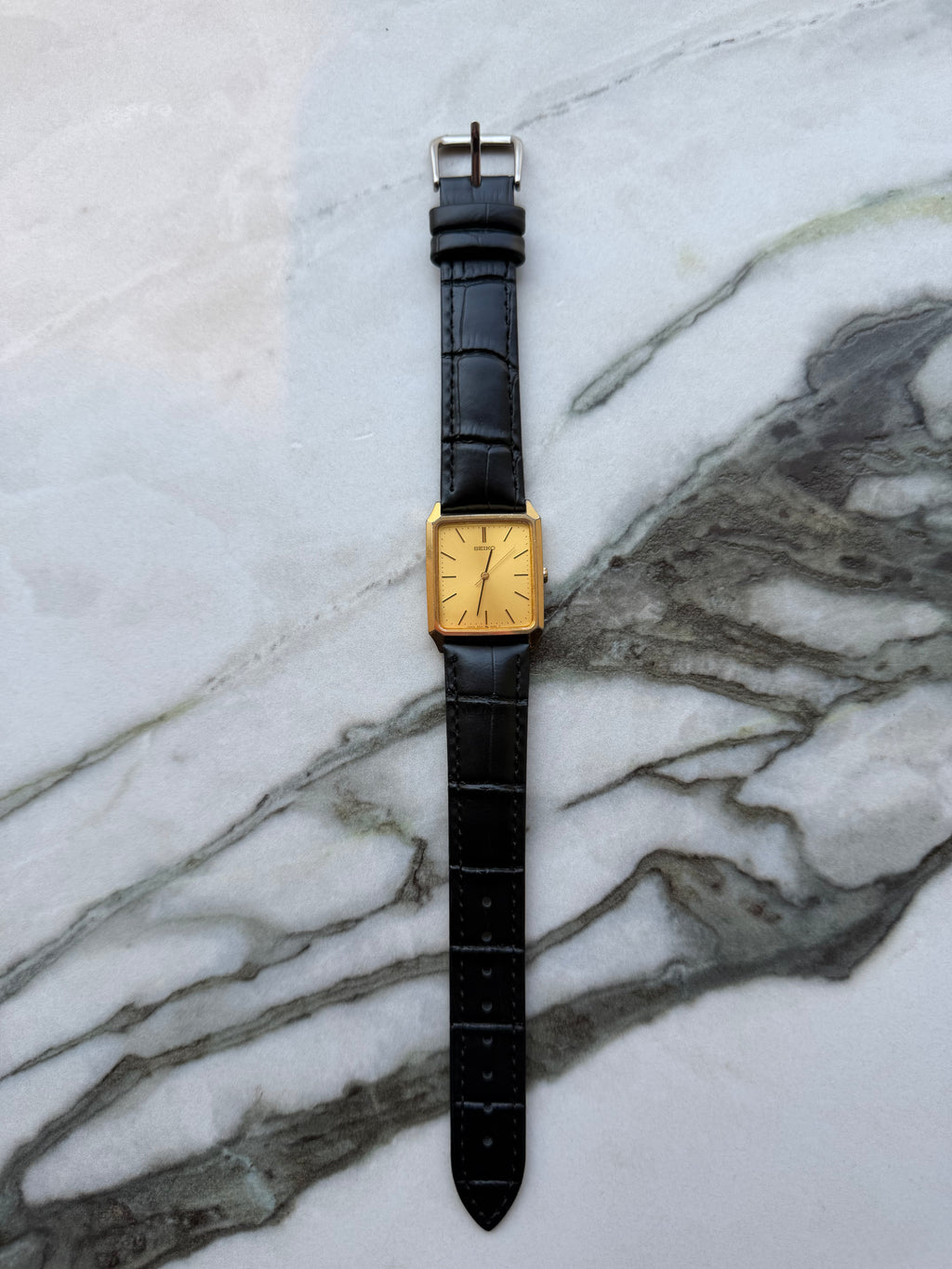 SEIKO Quartz “Gold Square” 1990