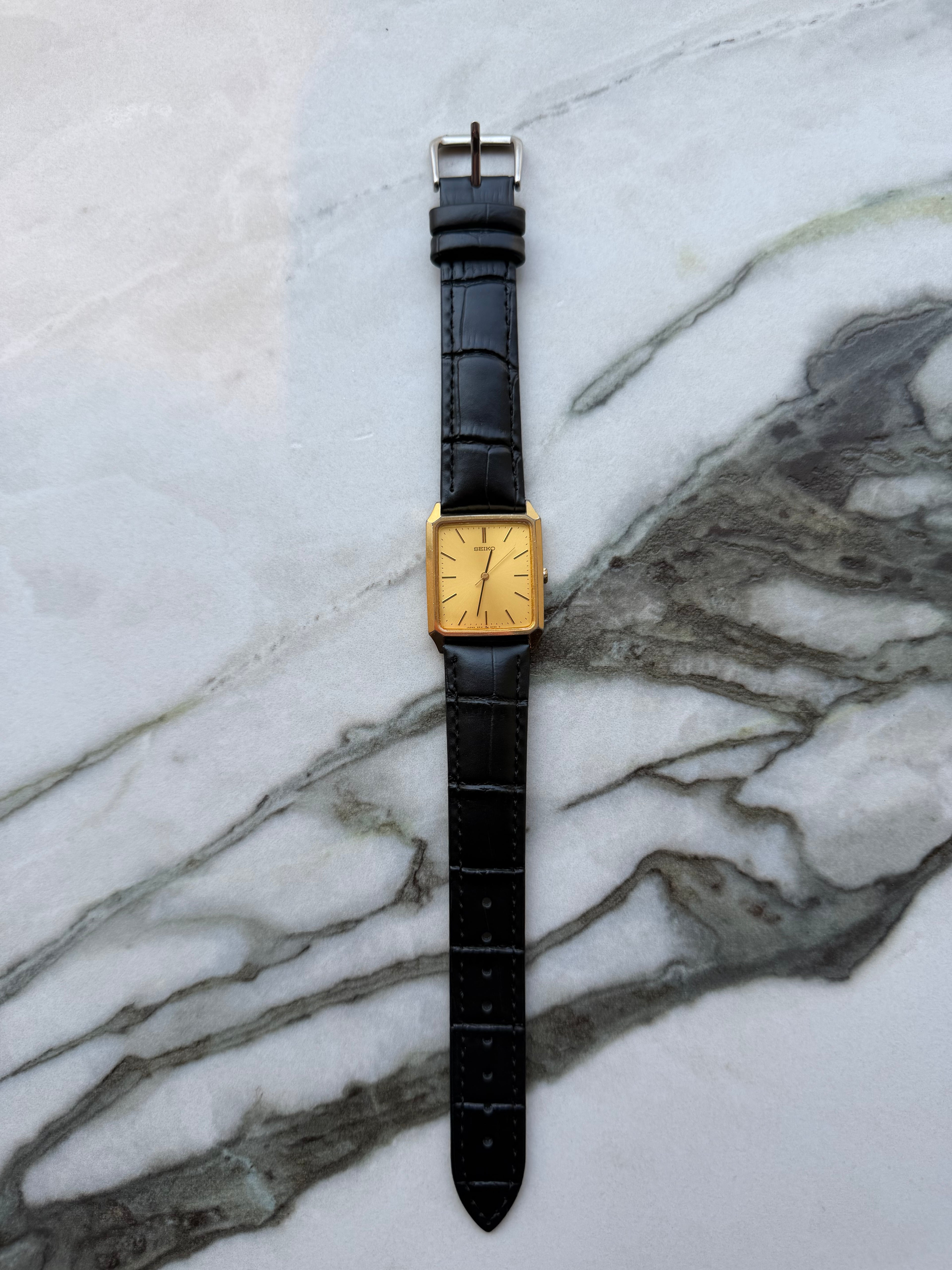 SEIKO Quartz “Gold Square” 1990
