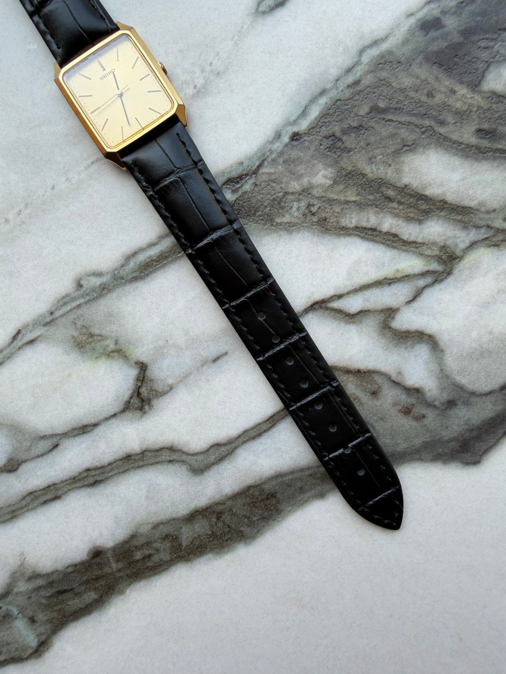 SEIKO Quartz “Gold Square” 1990