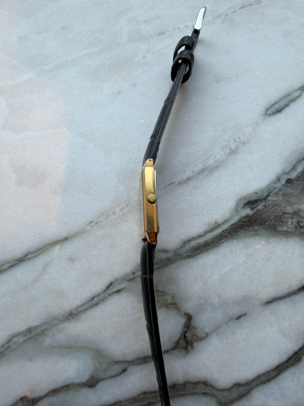 SEIKO Quartz “Gold Square” 1990