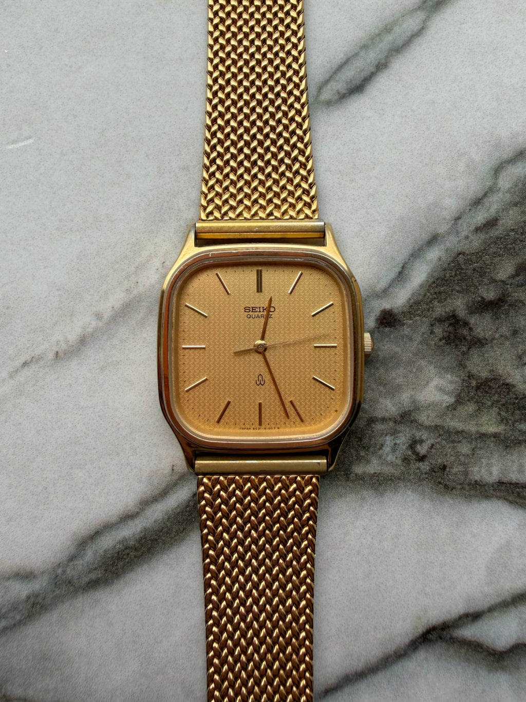 SEIKO Quartz “Cascade Gold Dial” 1983