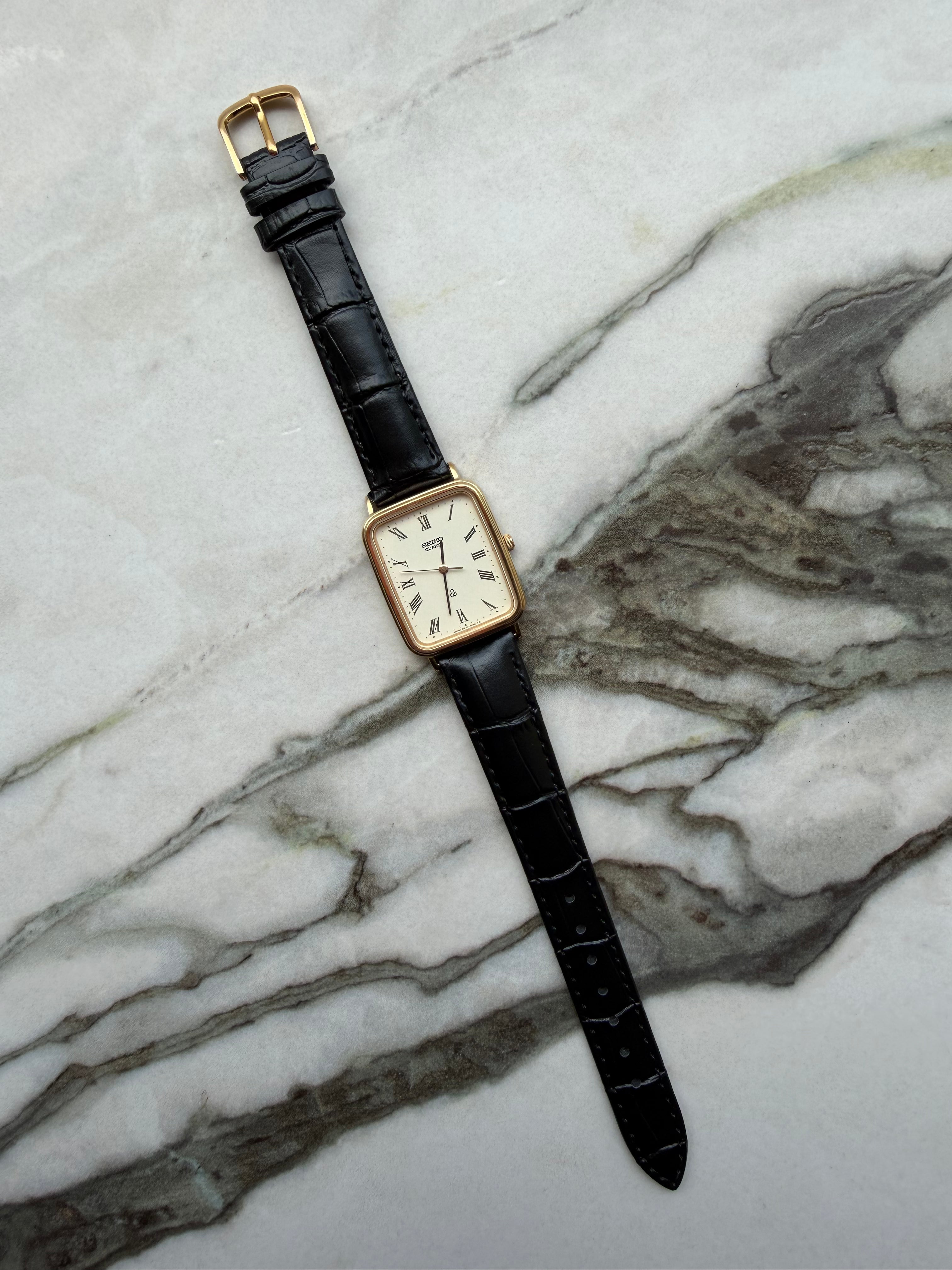 SEIKO Roman Dial Rectangular Quartz 1981