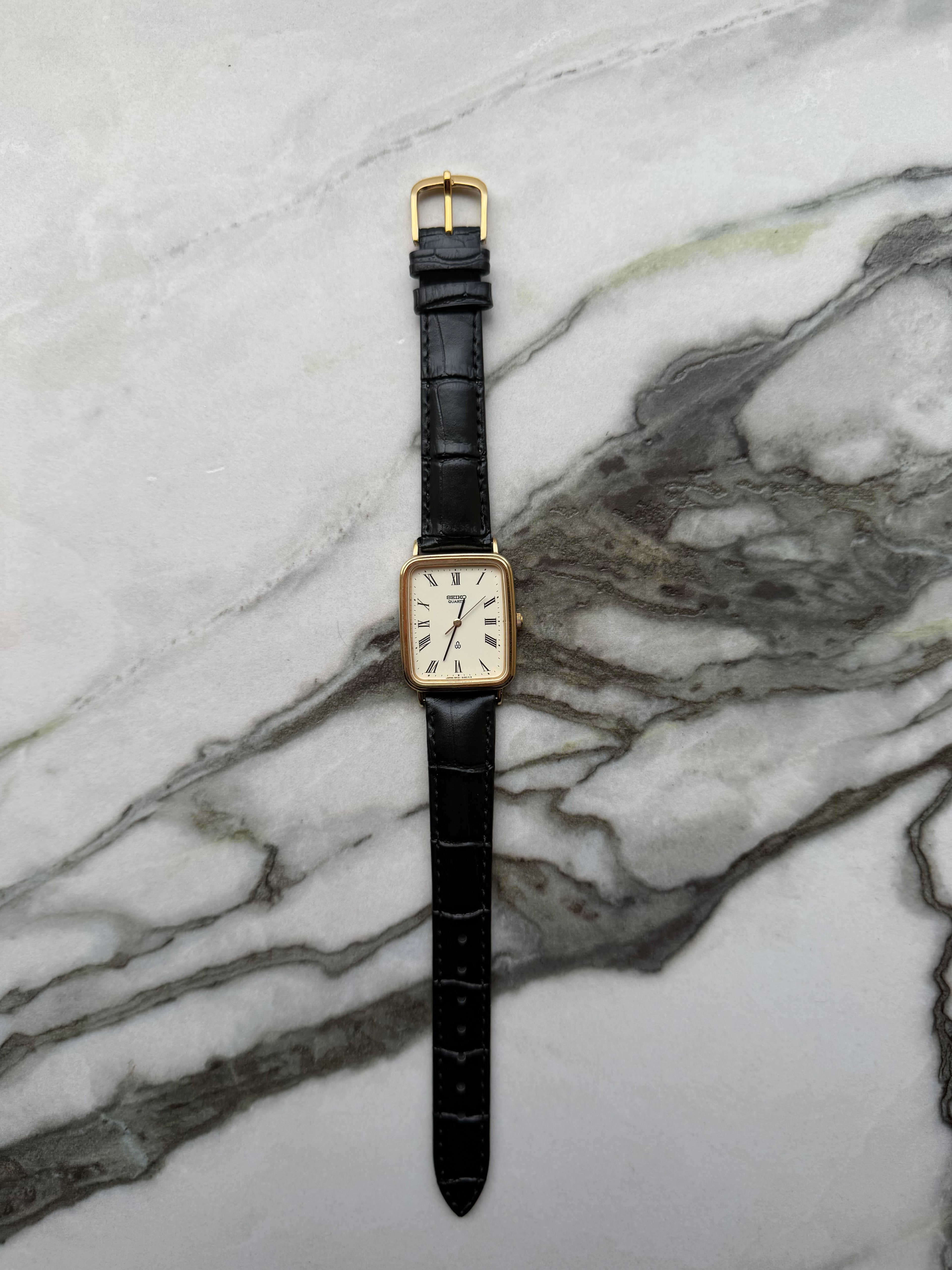 SEIKO Roman Dial Rectangular Quartz 1981