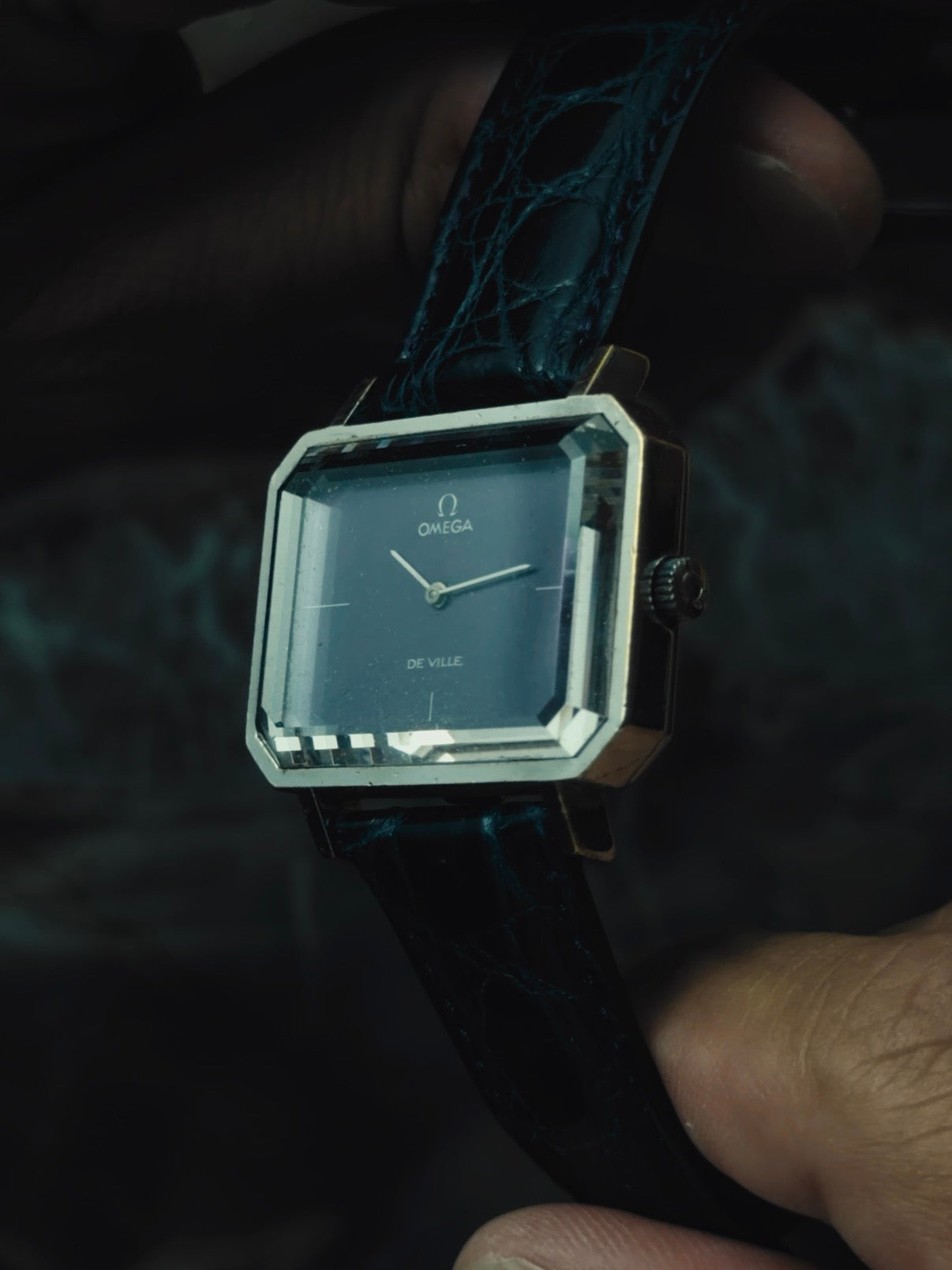 OMEGA De Ville Andrew Grima Faceted Crystal Blue Dial 1970s