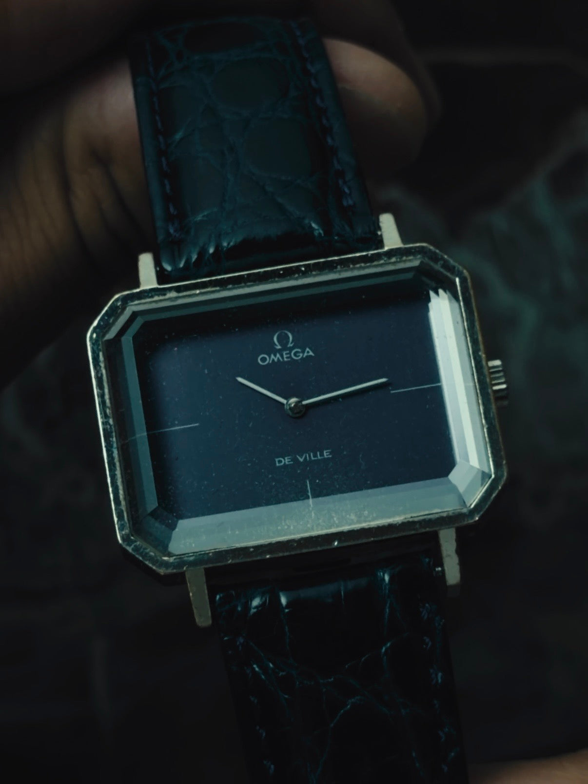 OMEGA De Ville Andrew Grima Faceted Crystal Blue Dial 1970s