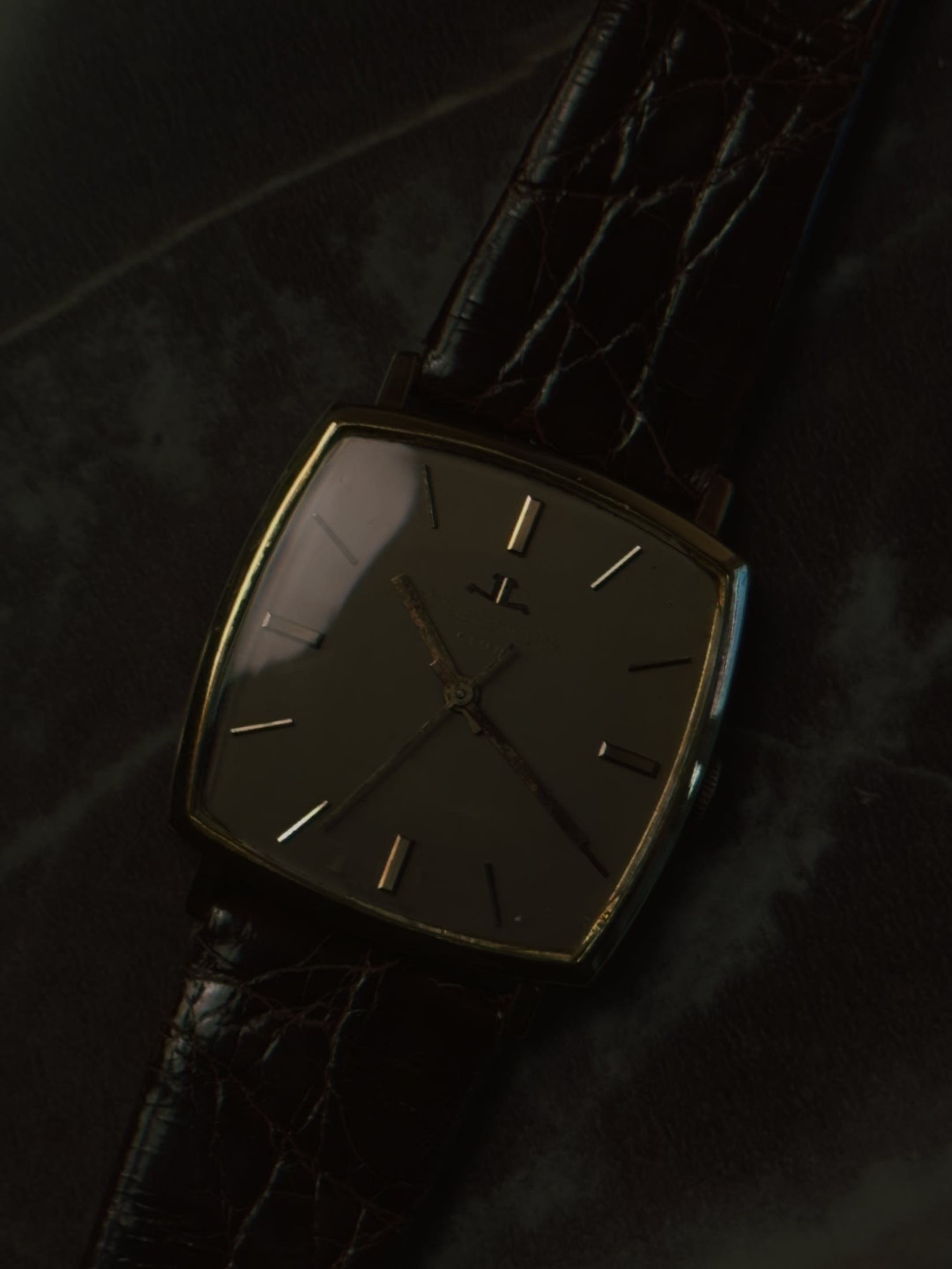Jaeger-LeCoultre  18K Yellow Gold LECOULTRE CLUB